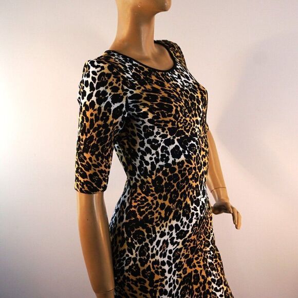 XOXO Womens Dress Sz M Animal Leopard Print Short Sleeve Body Hugger Knee Length - Picture 5 of 10